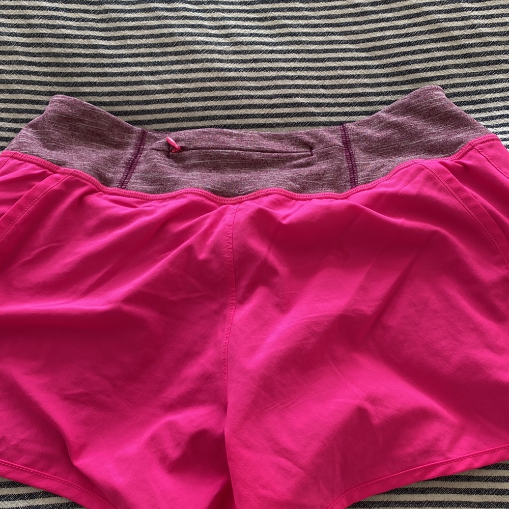 Mountain Hardwear Running Shorts - Picture 3 of 3